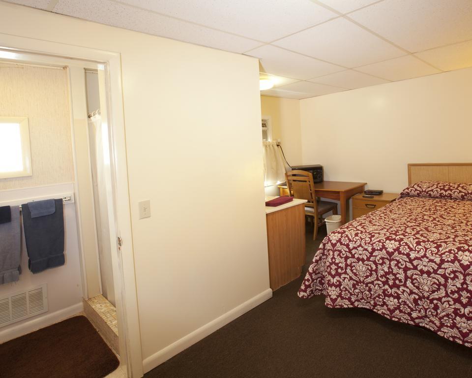 Charlie'S Motel Frostburg Zewnętrze zdjęcie