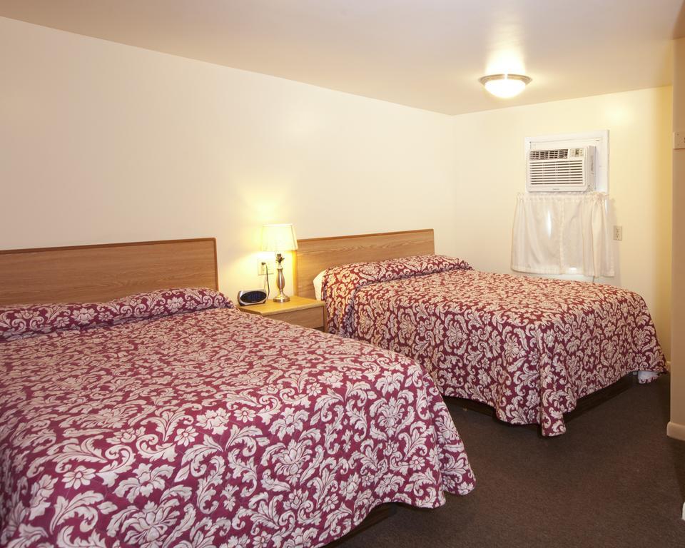 Charlie'S Motel Frostburg Zewnętrze zdjęcie