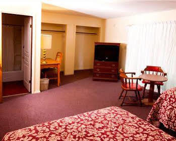 Charlie'S Motel Frostburg Zewnętrze zdjęcie